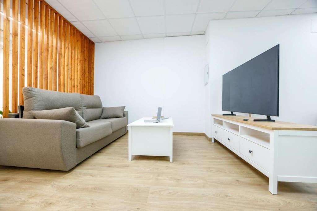Acogedor Estudio En El Centro De Valencia Bagian luar foto